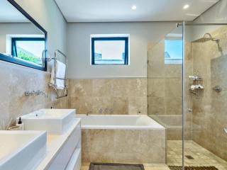 Sunset Accommodation - 4