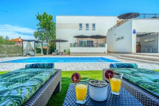 Luxury villa with a swimming pool Dicmo, Zagora - 23249 - 3