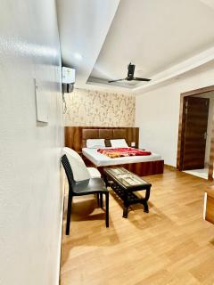 Moti Mahal Delux - 2