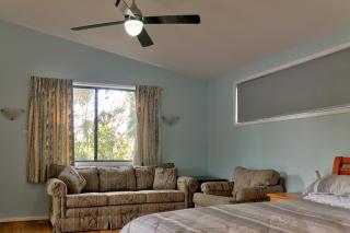 Lockhart Leafy Cottage - walk to Mollymook Beach - 6