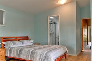 Lockhart Leafy Cottage - walk to Mollymook Beach - 1