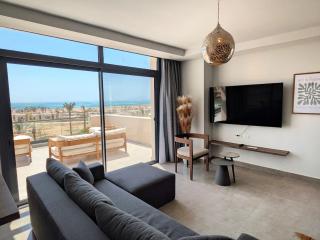 Stunning Penthouse Seaview Apt in Mesca, Somabay - 8