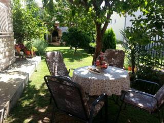 Holiday house with a parking space Kastel Luksic, Kastela - 14110 - 2