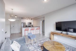 CozySuites at the Banks gym pool 10 - 8