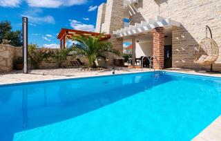 Luxury villa with a swimming pool Novigrad - 18339 - Novigrad - 1