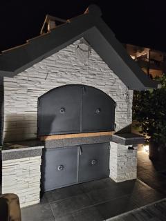 Apartments with parking space Kastel Kambelovac, Kastela - 24198 - 1