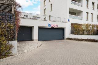 Kolska Spacious Apartment by BookingHost - 4