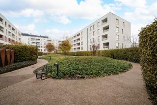 Kolska Spacious Apartment by BookingHost - 1