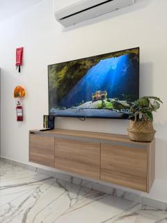 1 Bedroom Exclusive Penthouse - By HostMT - 2