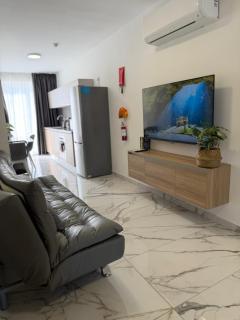 1 Bedroom Exclusive Penthouse - By HostMT - 5