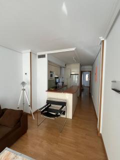 Luminoso, céntrico y silencioso - 0