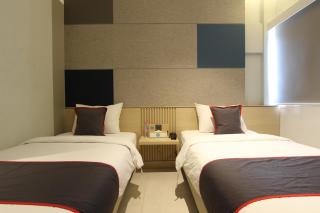 IXO Hotel Semarang - 4