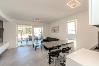 Ella modern centrally located apartments - 6