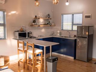 Cape Robin Cabin at Vrolikheid Landgoed - 3