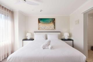 King Bed with Sofa Bed Studio at Manly - 3min walk to Corso & Manly Beach - 5