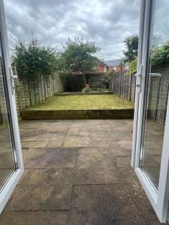 Beautiful 4-bedroom house - Quedgeley - 1
