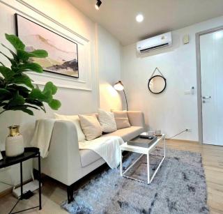 The Modern central Phuket base condo by luxStays - 2