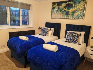 Newly refurbished One Bedroom House With Garden - Merton - 9