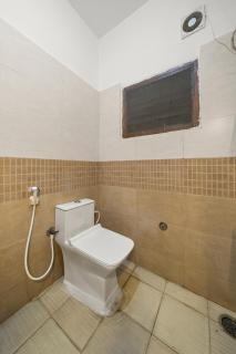 Lakeside Grand 301 with Lift Wifi - Bangalore - 3