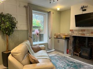 Bonsalls Central Hebden Bridge - 7