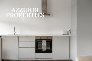 3bed Short Stays at Holland Road by Azzurri Properties Short Lets & Serviced Accommodation London Borough, Sleeps to 6 - 8