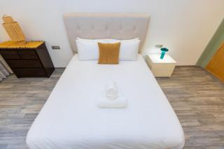 Luxury central Apartment - 3BR - Flipper - Parking - 3