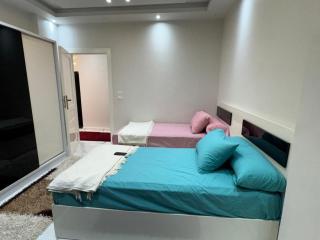 1st Time Rental, 2 BDR Apartment, Pool View, Intercontinental District - 1