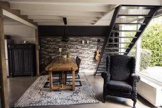 Another day in paradise - 1