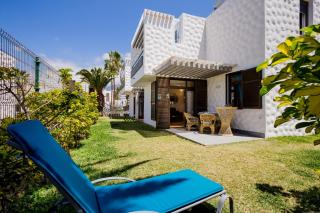 Cerca de la playa y jardin - 0