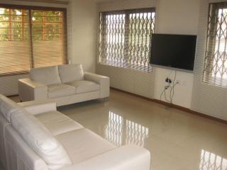 Ghouse room B Ideal For Friends family And Corporate - 0