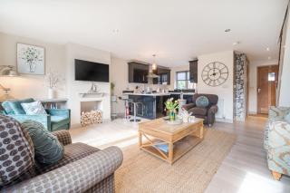 2 Railway Cottages - 0