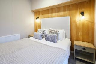 Grace Louise Retreat with Hot Tub - 3