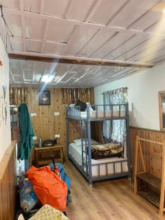 Himalayas Hostel & Homestay - 7
