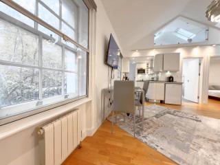 Covent Garden Penthouse 2B - 1