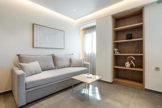 Raise Se7en Apartments - 2