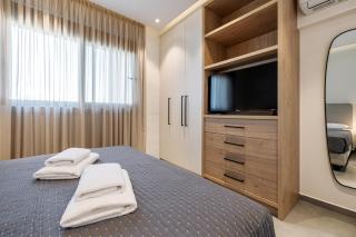 Raise Se7en Apartments - 1