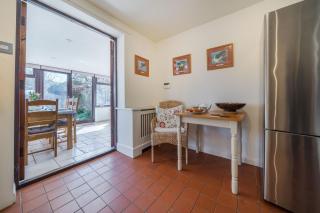 Pickles Cottage - 1
