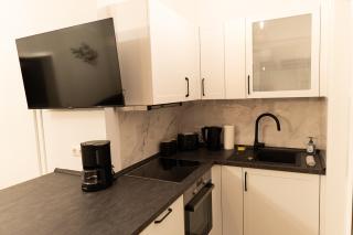 New central 3 room apartment with parking near train station & casino - 5