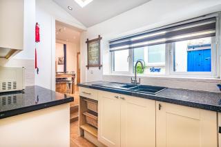 Finest Retreats - Falcon Retreat - Whitby - 1