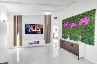 Ventur Tropical with Elite Pool & Ultimate Fun Zone - 3