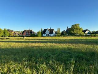 FeWo Arkonablick EG Helle Wohnung mit 2 Terrassen und eigenem eingezäuntem Garten Hunde herzlich willkommen - 1