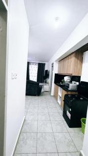 LYT Luxury Stays - Nairobi - 3