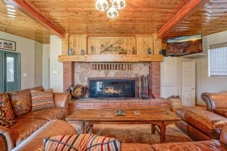 Wild Bill Retreat Treehouse Acre of Fun Near Grand Canyon Williams - 6