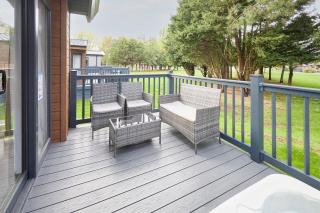 Hideaway Retreat with Hot Tub - 1