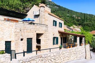 Ivana by Vintage Travel - 8