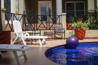 Spacious 2bedroom apartment - 4