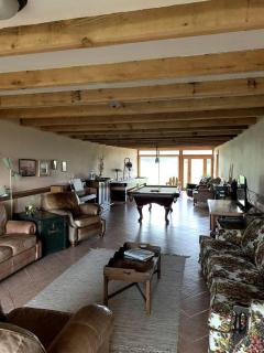 Unique Barn Cabin Rental for 15 People near Hood River, Oregon - 5