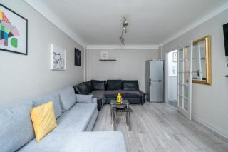 1 Bed flat in London - 8