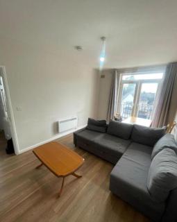 Hillside Retreat in Wolverhampton - Wolverhampton - 5