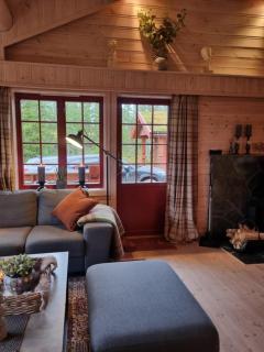 Ramstadbu -Lake Cabin near Trondheim, 4 Bedrooms - 3
